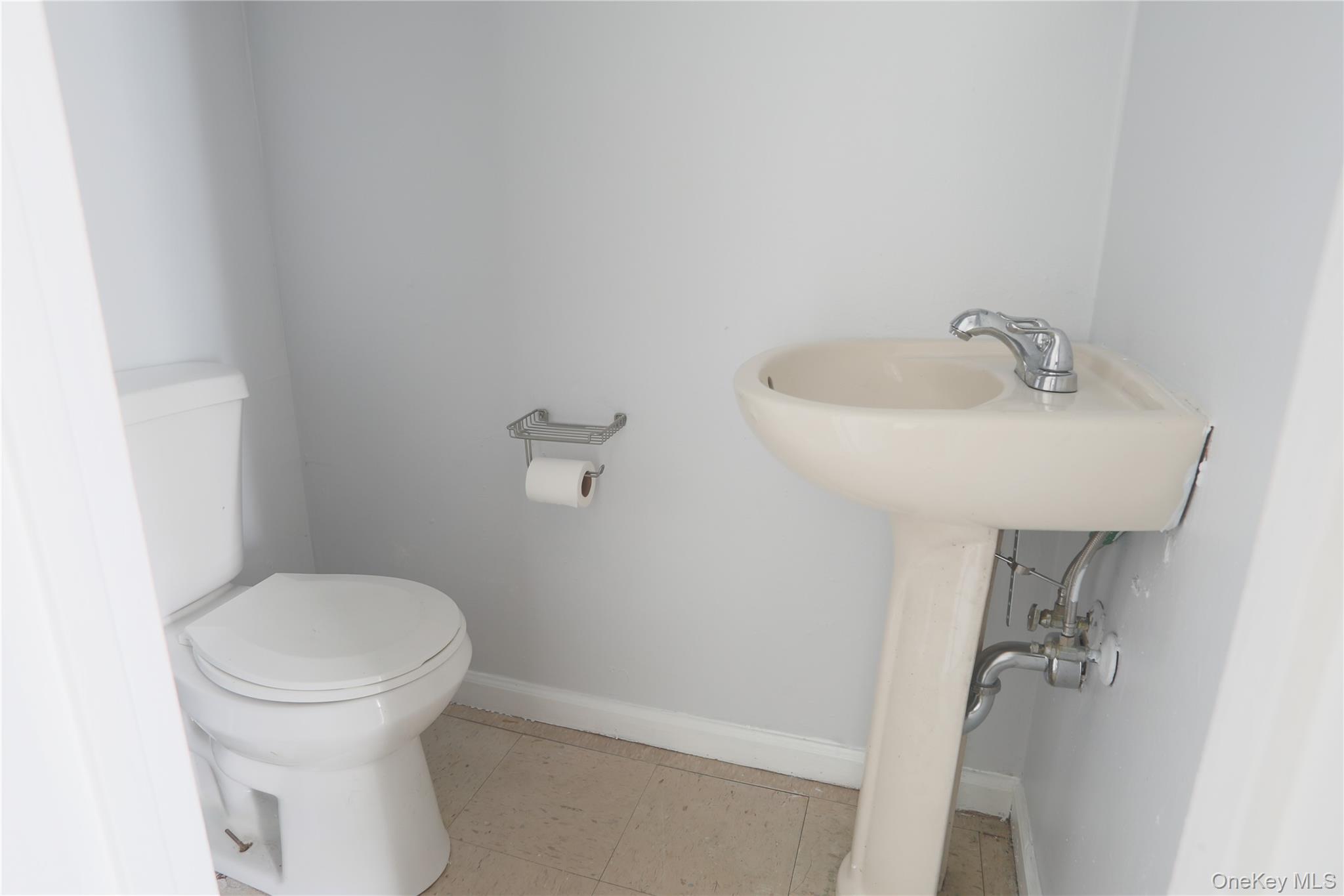 3 Valley Forge Court, Unit 3 Ridge, NY 11961 - Photo 10 of 18