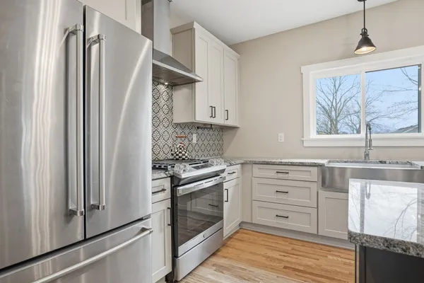 $474,990 | 412 East Rickert Avenue, Dickson, TN 37055