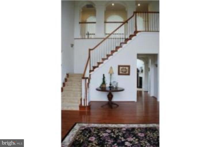 6110 Holter Road Jefferson, MD 21755 - Photo 3 of 13 Entrance / Foyer
