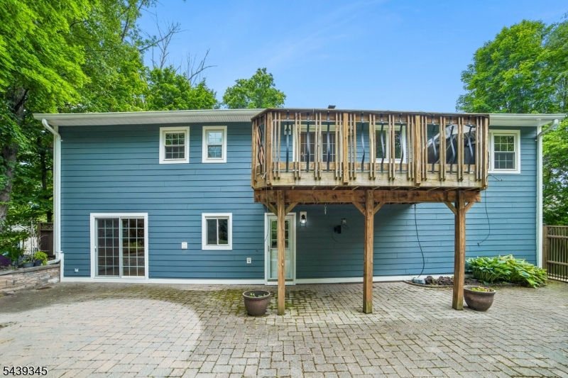 87 Reinman Road Warren, NJ 07059 - Photo 37 of 43