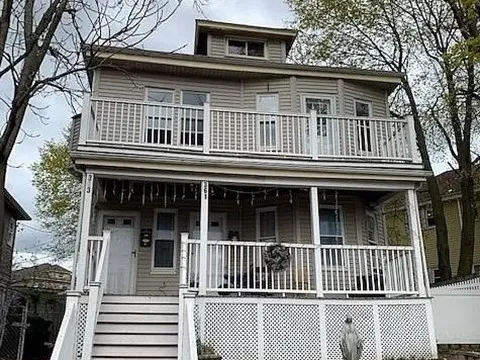 $2,500 | 361 Alewife Brook Parkway, Unit 1, Somerville, MA 02144