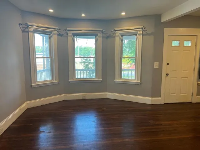 $2,500 | 361 Alewife Brook Parkway, Unit 1, Somerville, MA 02144