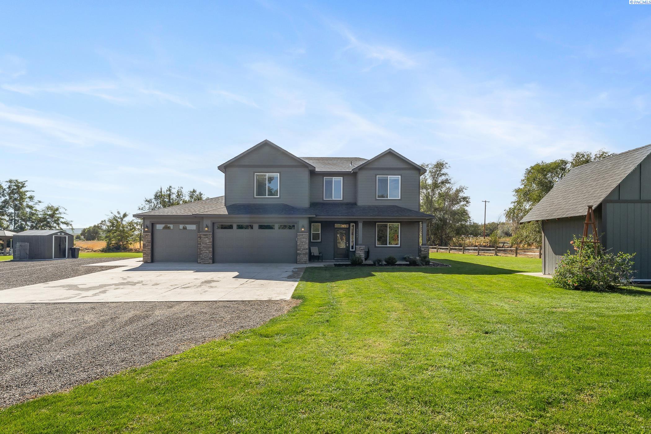 5103 East Tilstra Road Benton City, WA 99320 - Photo 3 of 48 Gallery Image 3