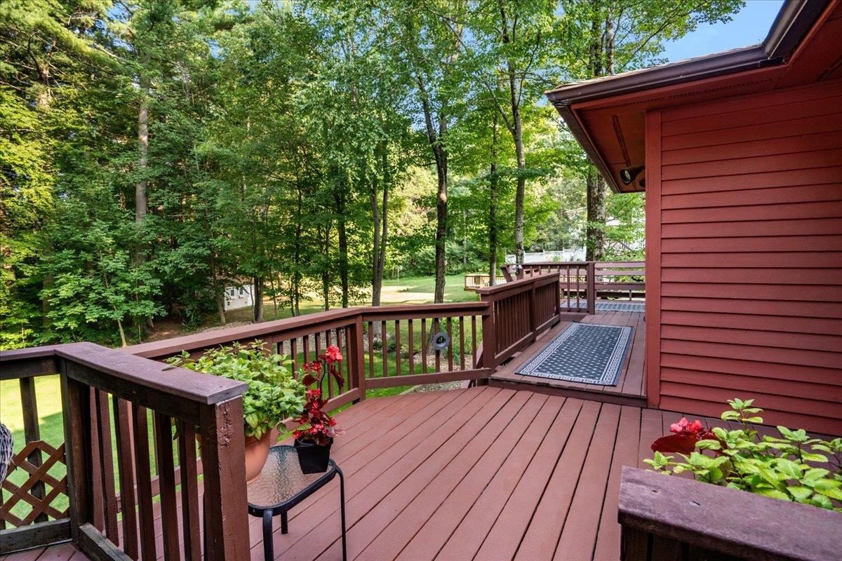 9 Cole Road Derry, NH 03038 - Photo 41 of 58