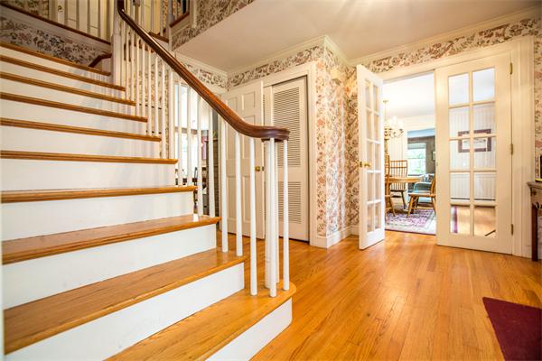 58 Bristol Road Wellesley, MA 02481 - Photo 2 of 16