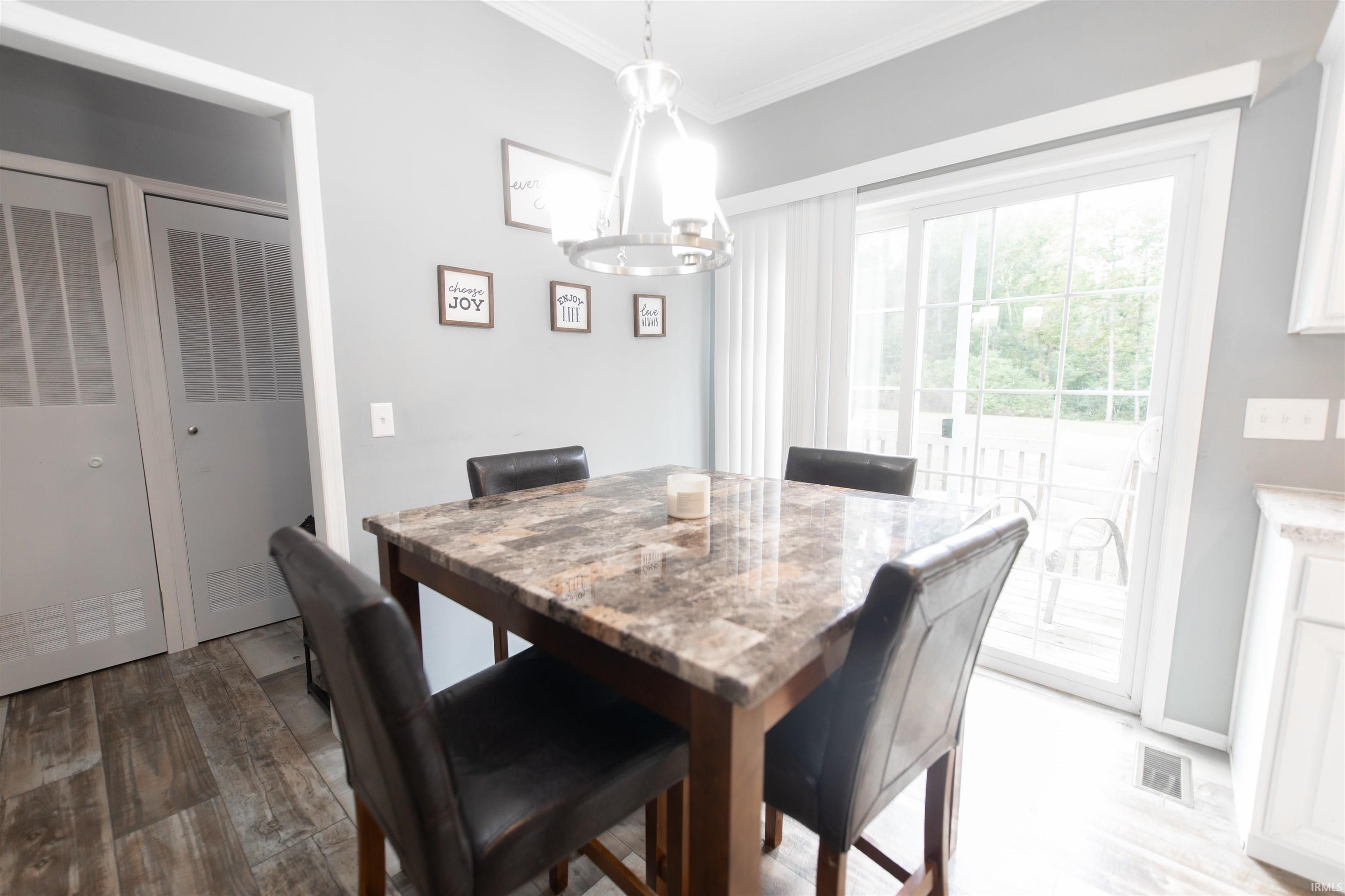 3698 South Leonard Springs Road Bloomington, IN 47403 - Photo 11 of 29 Gallery Image 11