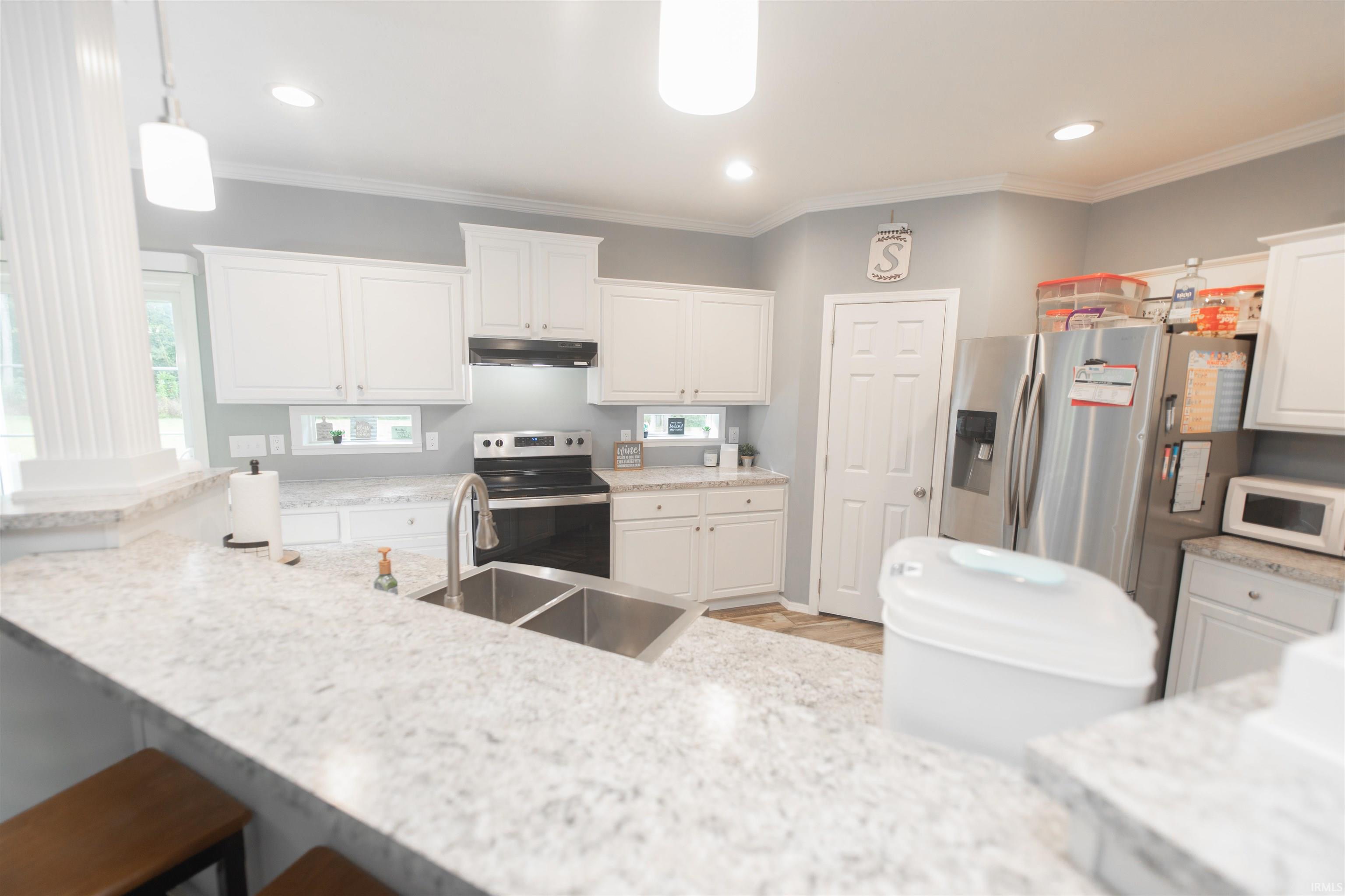 3698 South Leonard Springs Road Bloomington, IN 47403 - Photo 8 of 29 Gallery Image 8