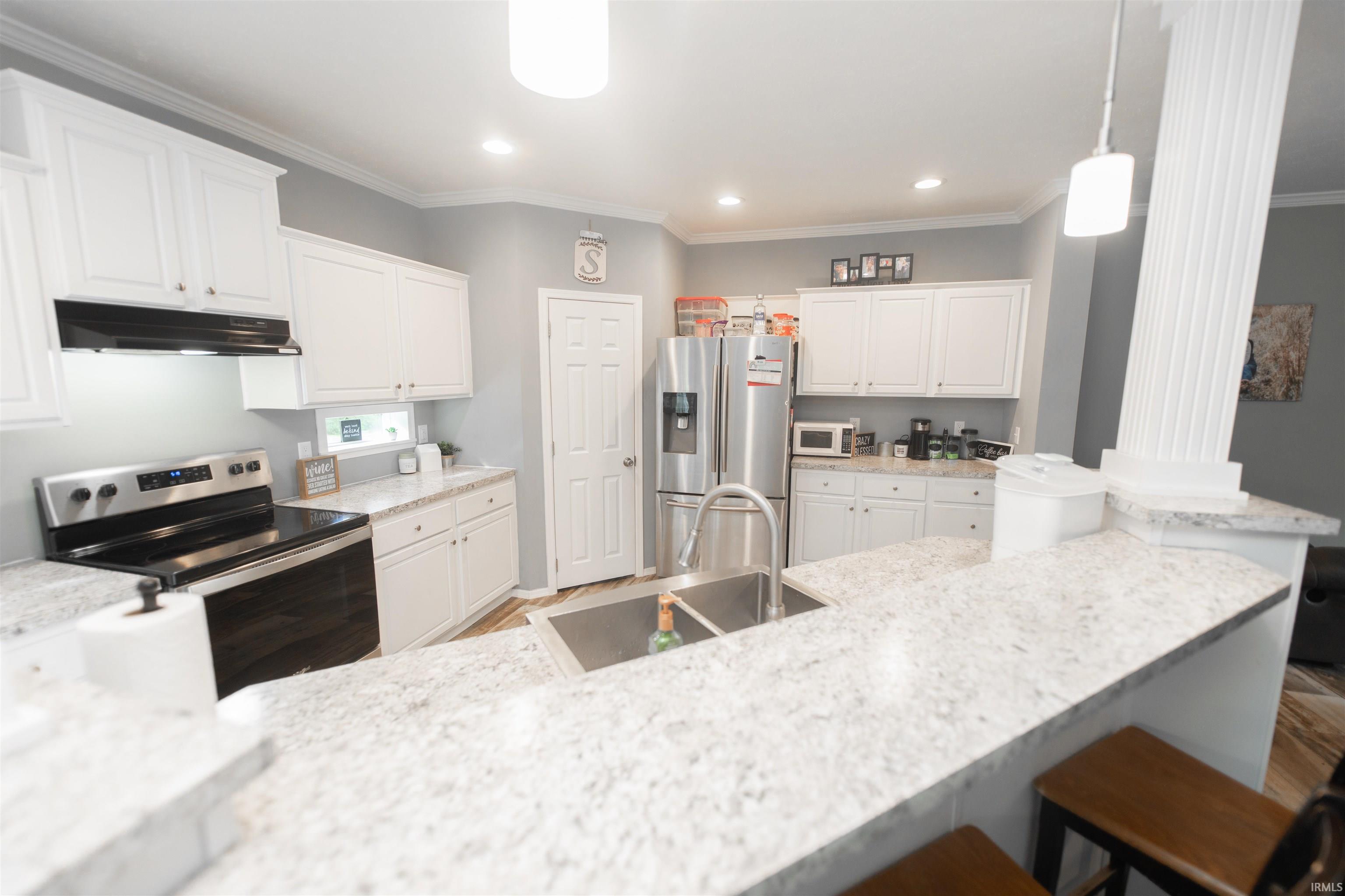 3698 South Leonard Springs Road Bloomington, IN 47403 - Photo 9 of 29 Gallery Image 9