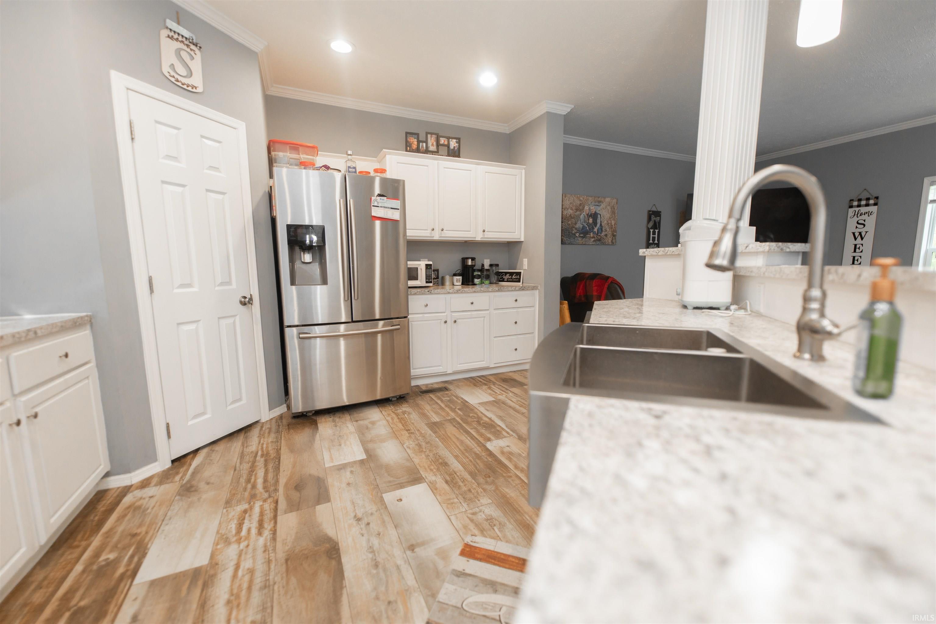 3698 South Leonard Springs Road Bloomington, IN 47403 - Photo 10 of 29 Gallery Image 10