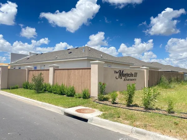$1,125 | 2012 Summerland Lane, Unit 1, Edinburg, TX 78541