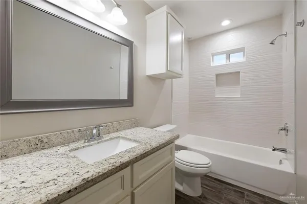 $1,125 | 2012 Summerland Lane, Unit 1, Edinburg, TX 78541