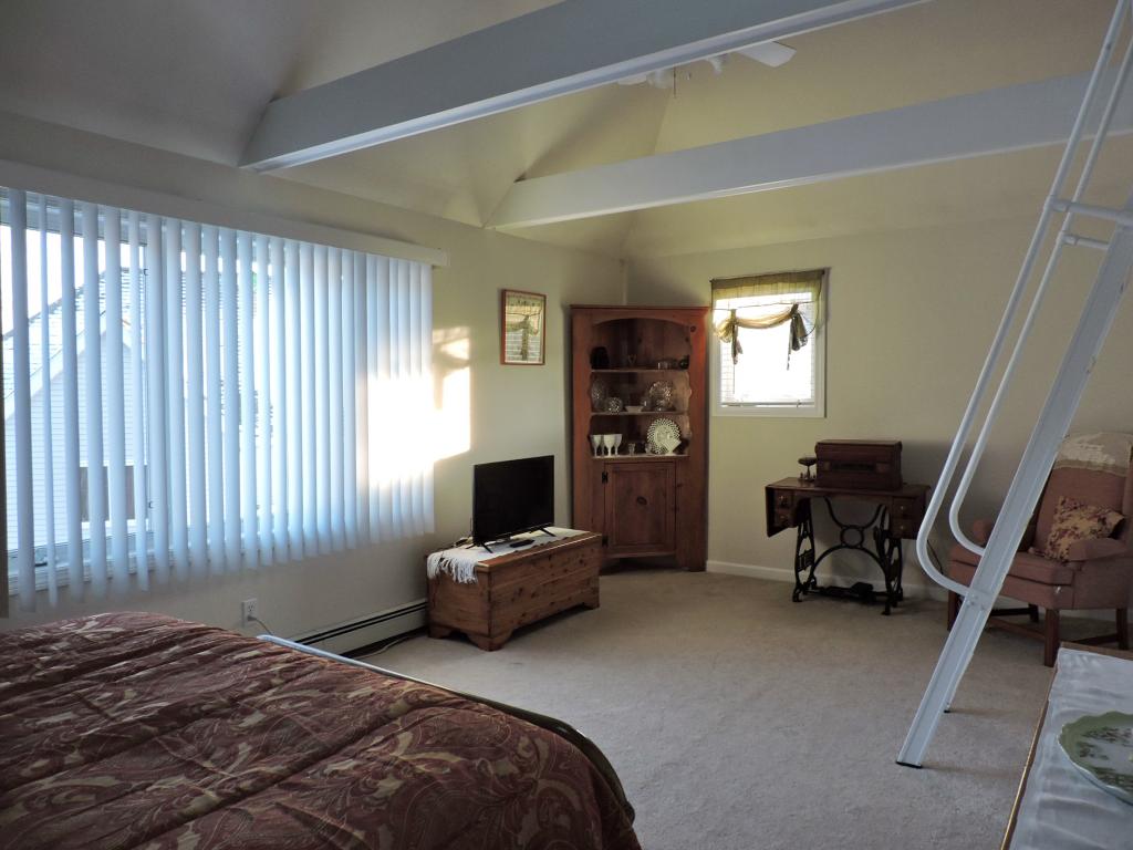 35-31 Collins Landing Road, Unit 31 Weare, NH 03281 - Photo 9 of 22