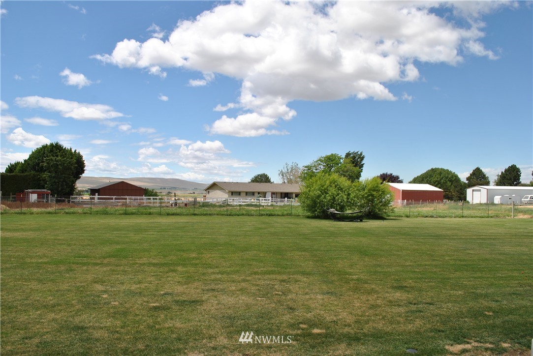 868 South Highland Road Othello, WA 99344 - Photo 23 of 24