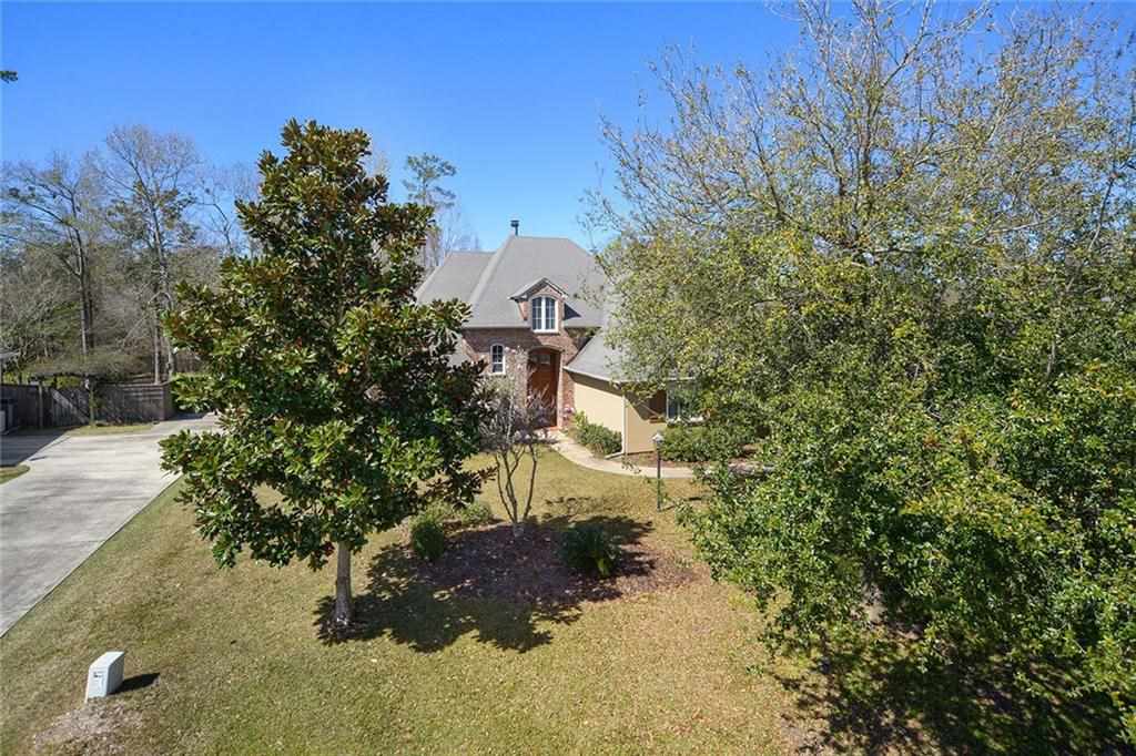 1342 Rue Beauvais Mandeville, LA 70471 - Photo 2 of 25 Gallery Image 2