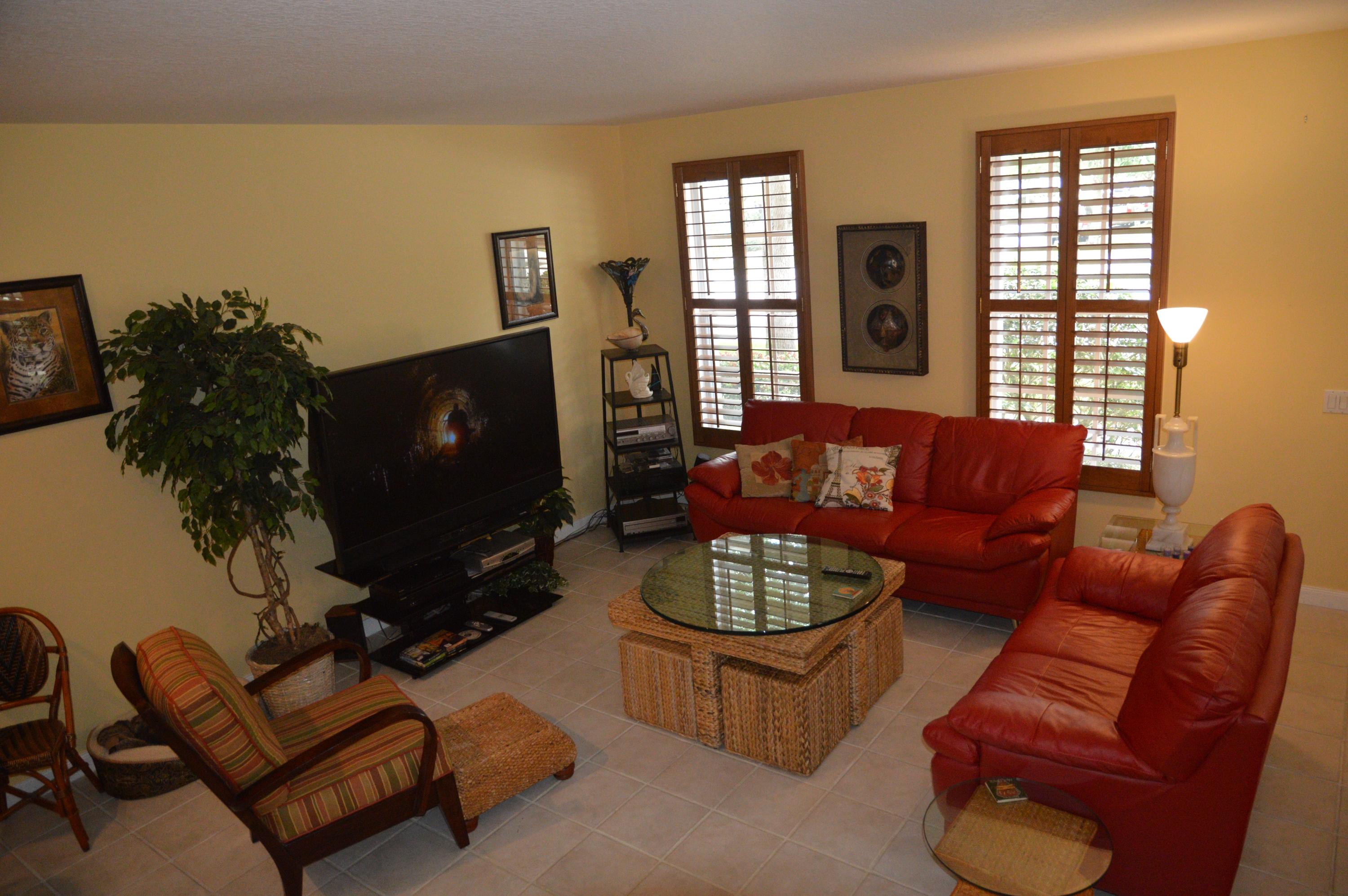 325 Legare Court Jupiter, FL 33458 - Photo 6 of 23 Family Room