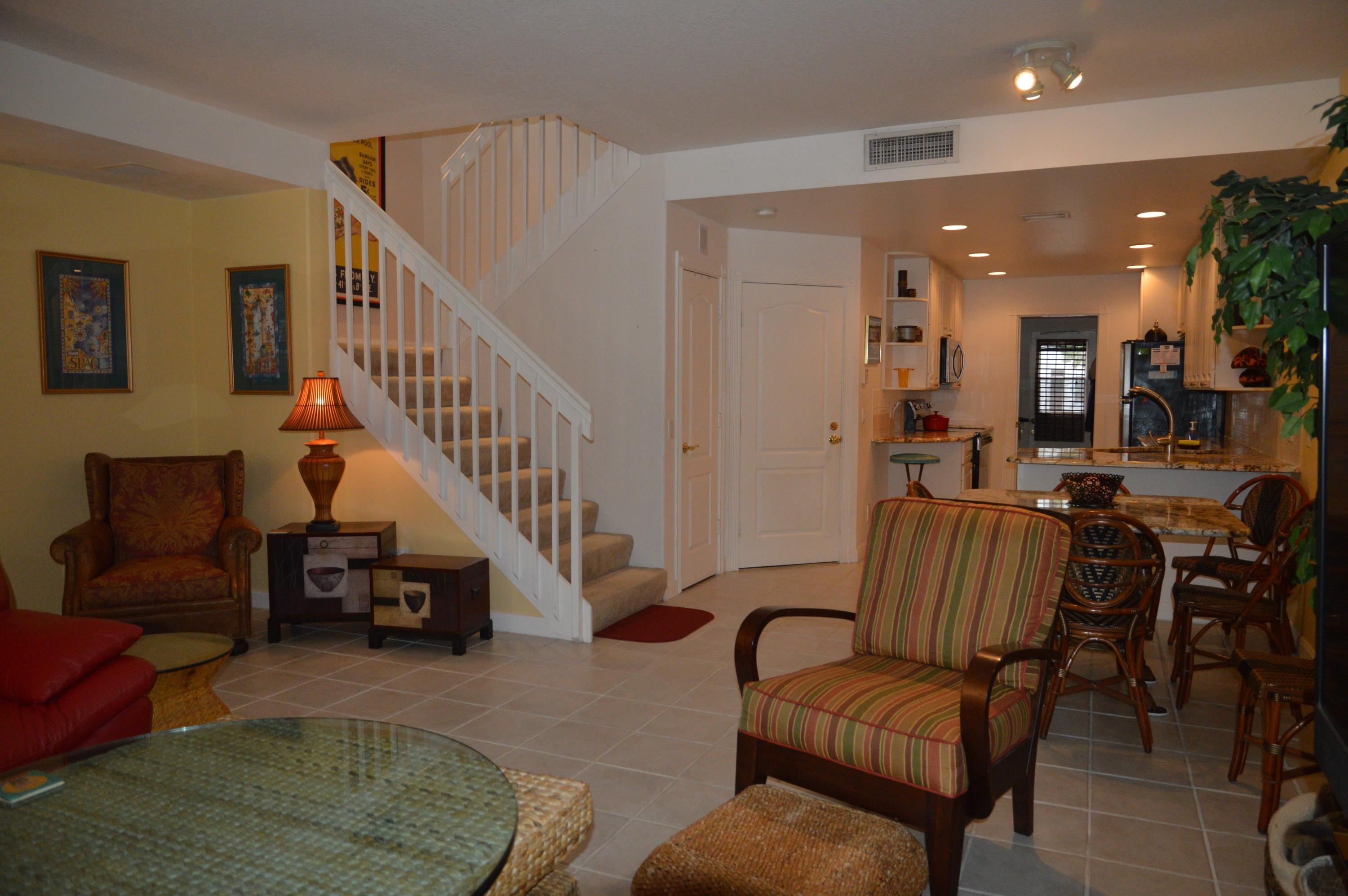 325 Legare Court Jupiter, FL 33458 - Photo 7 of 23 Family Room