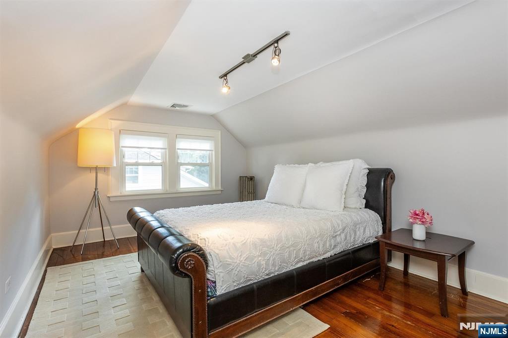 242 Forest Avenue Glen Ridge, NJ 07028 - Photo 37 of 49