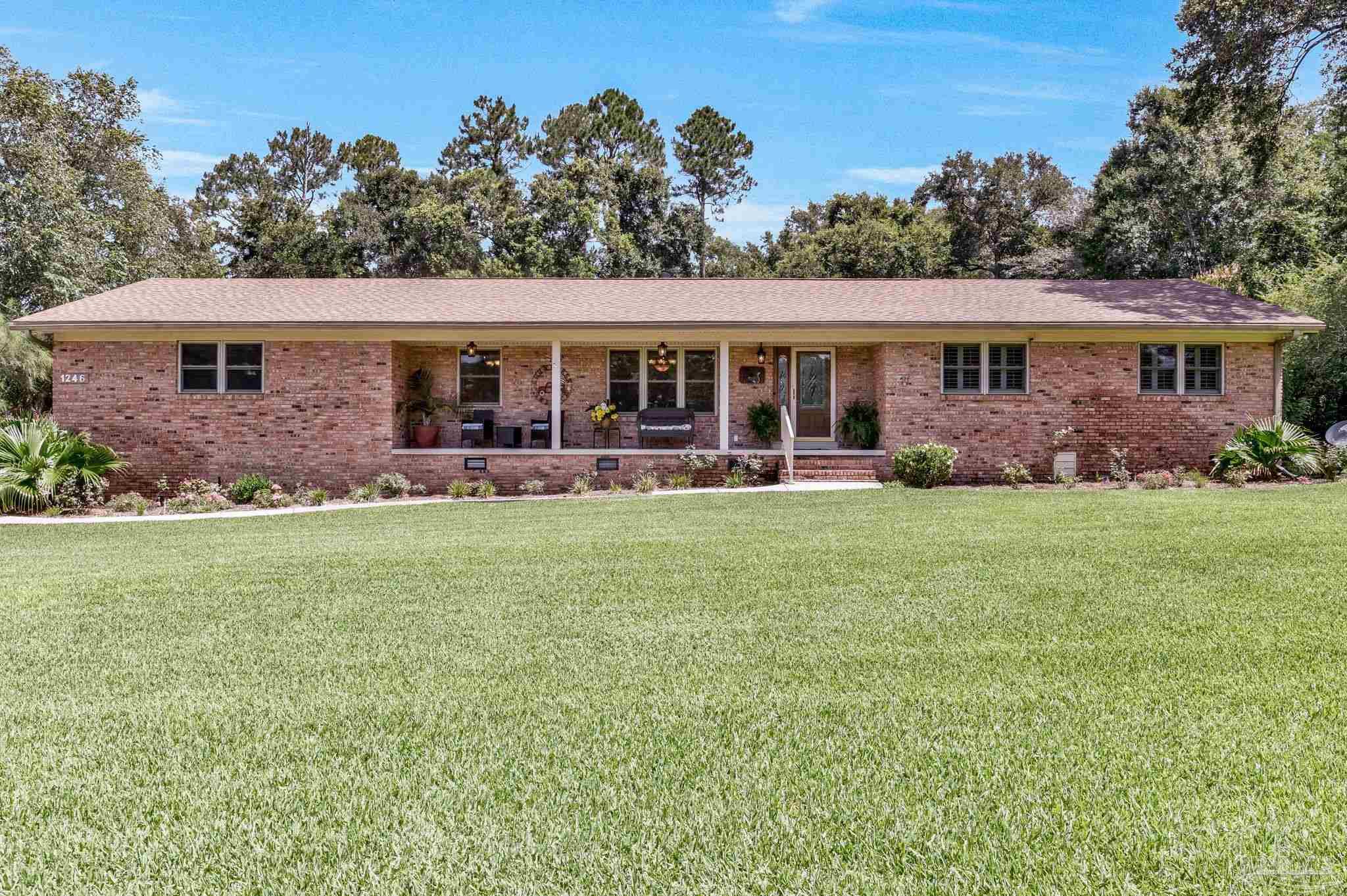1246 West 10 Mile Road Cantonment, FL 32533 - Photo 3 of 44