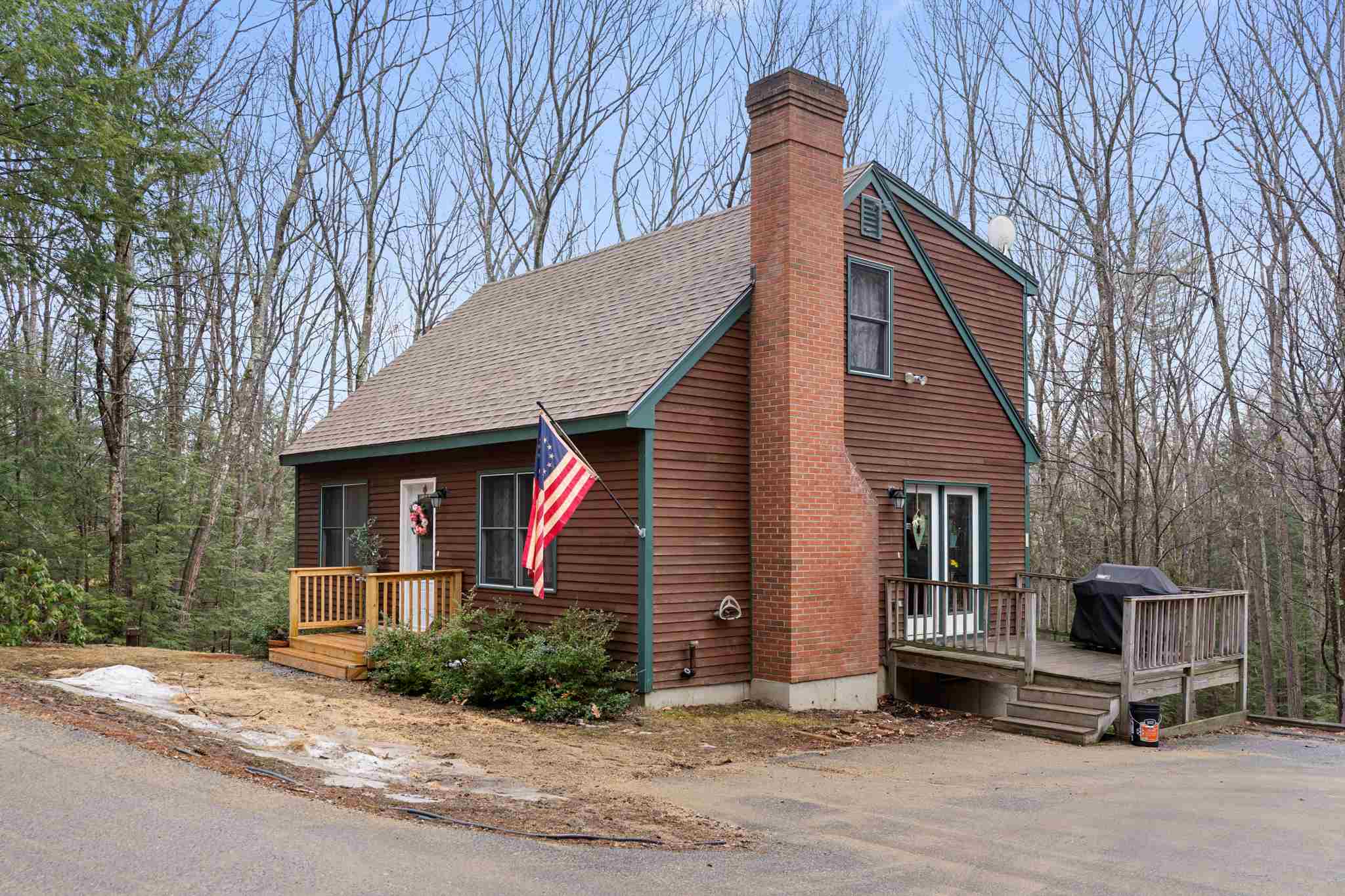 169 Thorndike Road Weare, NH 03281 - Photo 1 of 1