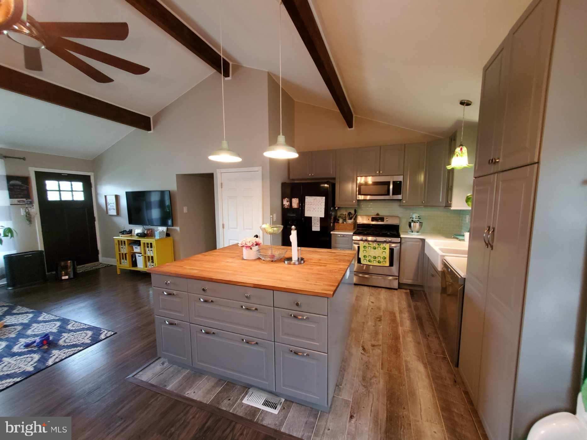 188 Hunterdon Road Woodbury, NJ 08096 - Photo 4 of 11 Gallery Image 4