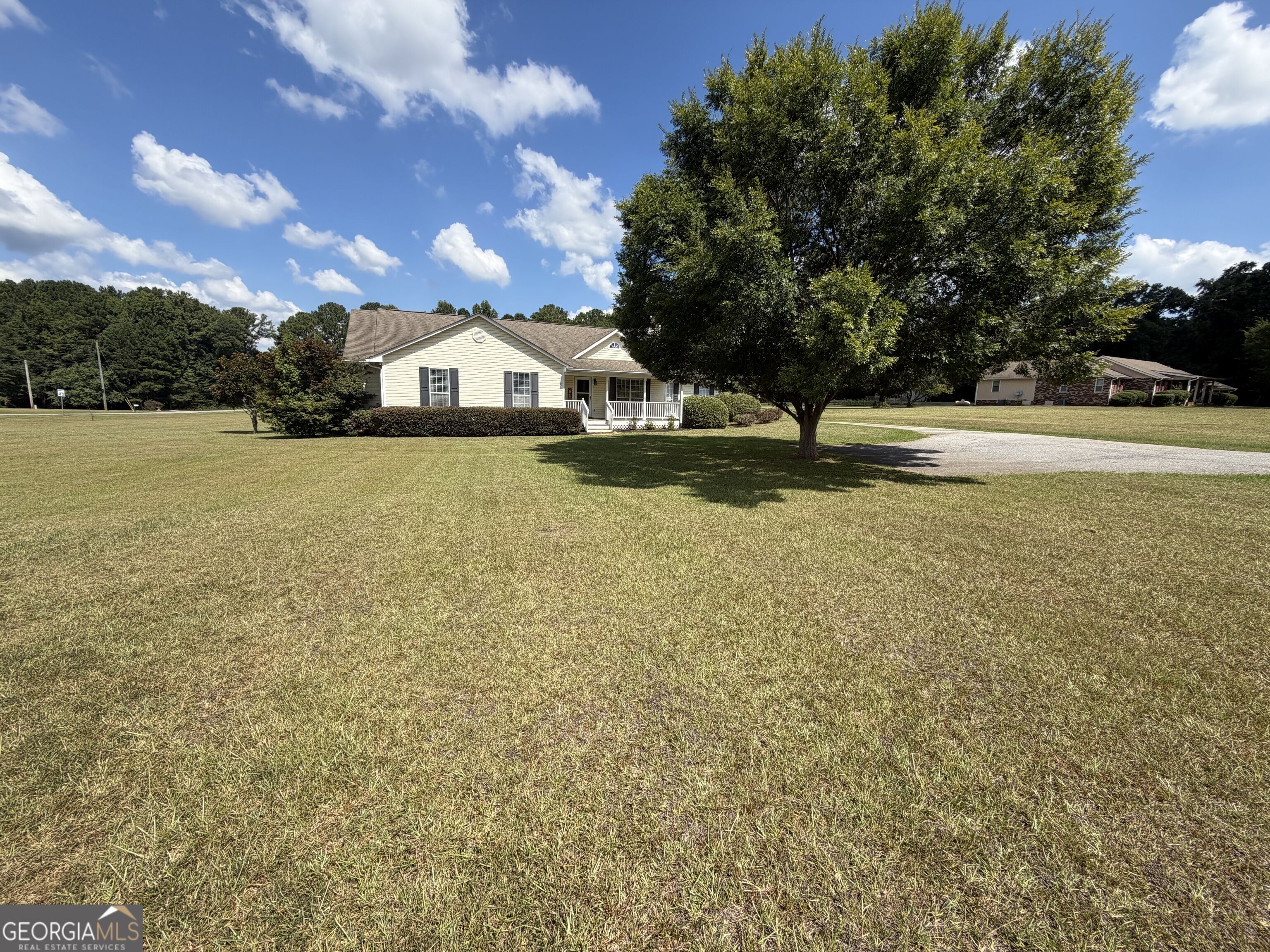 2008 Birdie Road Griffin, GA 30223 - Photo 6 of 38 Gallery Image 6