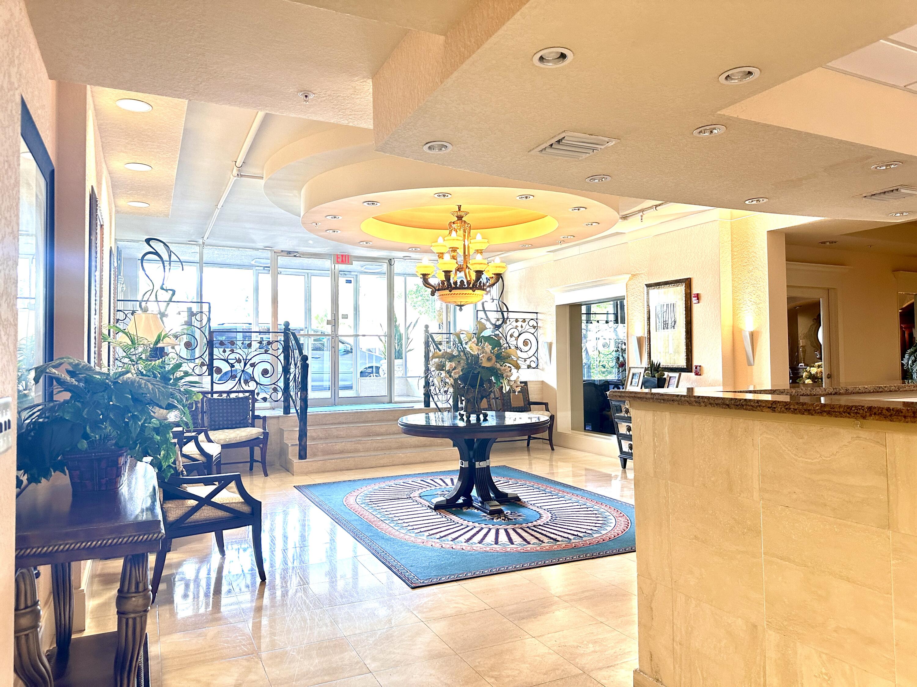 1000 Spanish River Road, Unit 3U Boca Raton, FL 33432 - Photo 16 of 21 Lobby