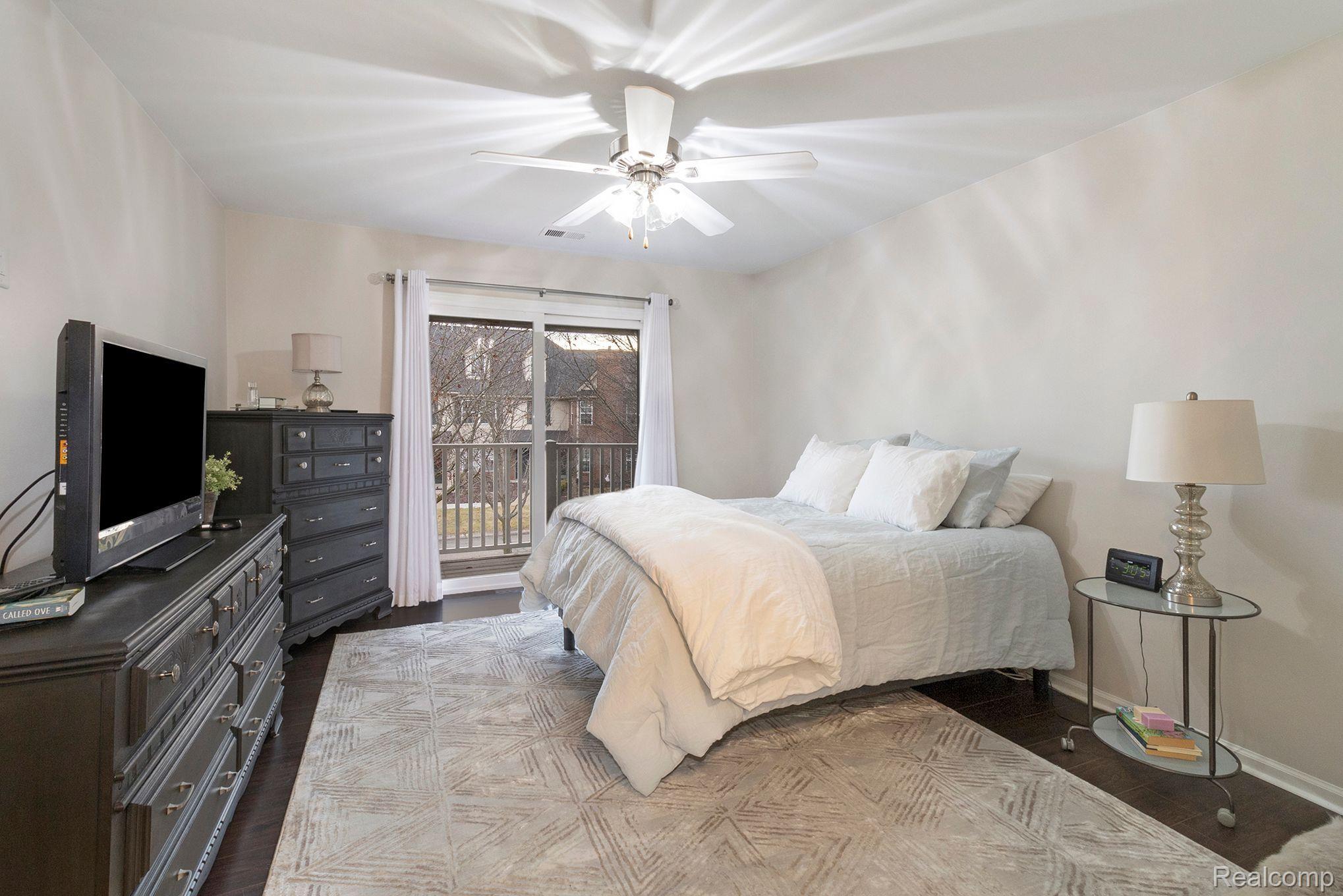 4141 Hampton Ridge Boulevard Howell, MI 48843 - Photo 7 of 18 Master Bedroom
