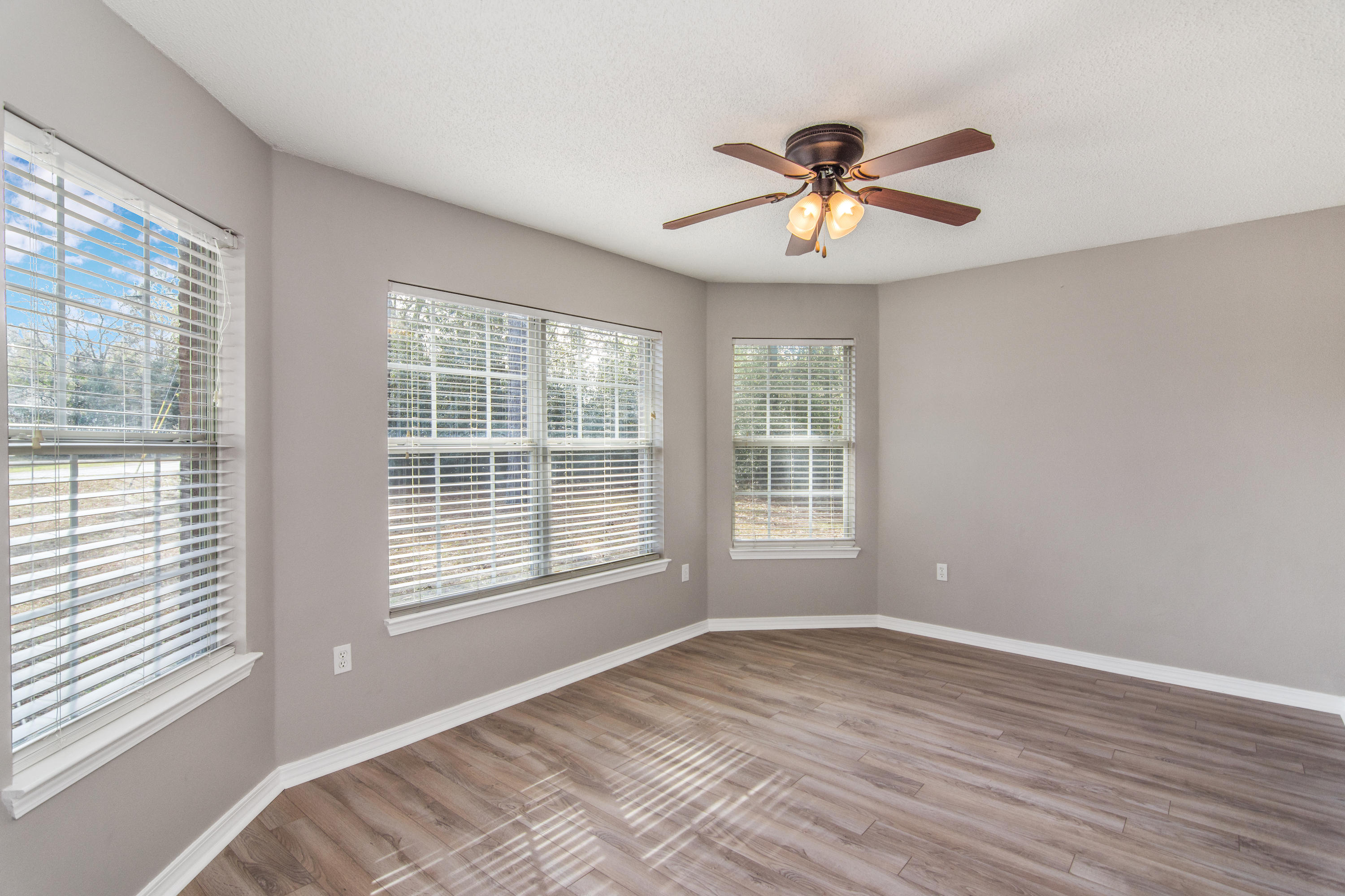 2602 Corner Creek Road Crestview, FL 32536 - Photo 6 of 26 Gallery Image 6