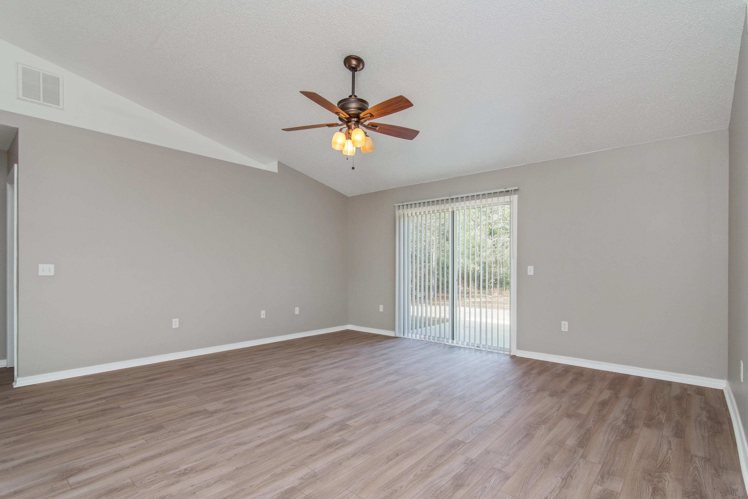 2602 Corner Creek Road Crestview, FL 32536 - Photo 10 of 26 Gallery Image 10