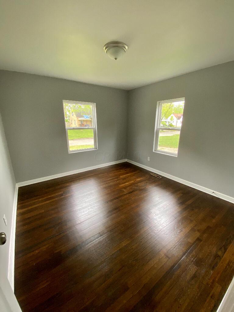 1771 Devonshire Road Columbus, OH 43219 - Photo 5 of 6 04