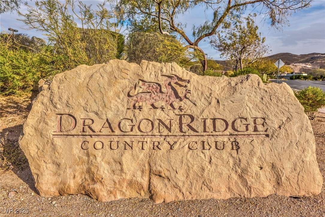633 Majestic Rim Drive Henderson, NV 89012 - Photo 15 of 32
