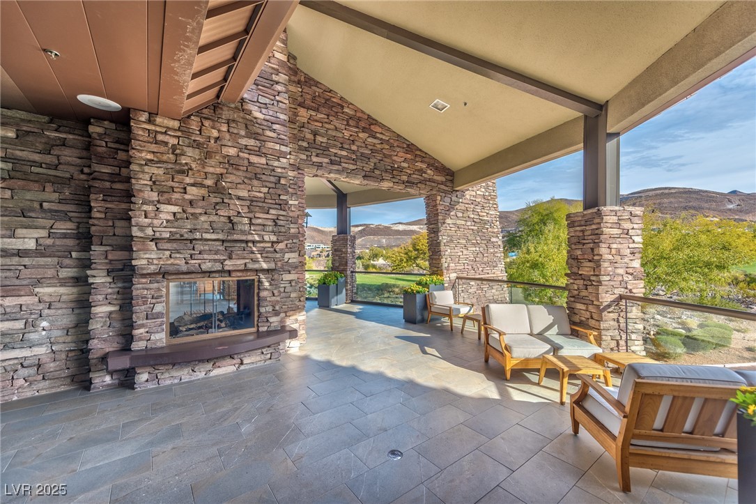 633 Majestic Rim Drive Henderson, NV 89012 - Photo 17 of 32