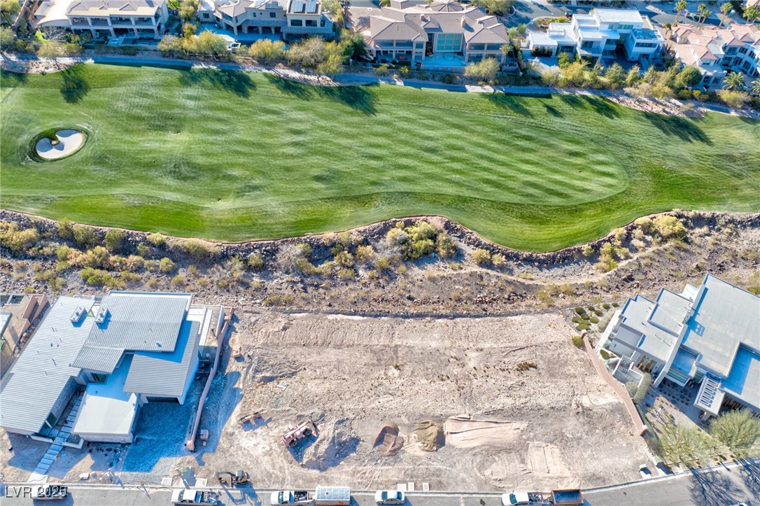 633 Majestic Rim Drive Henderson, NV 89012 - Photo 2 of 32