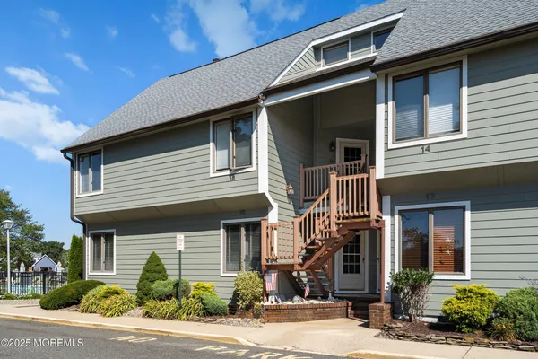 $725,000 | 15 Hidden Harbor Drive, Point Pleasant, NJ 08742