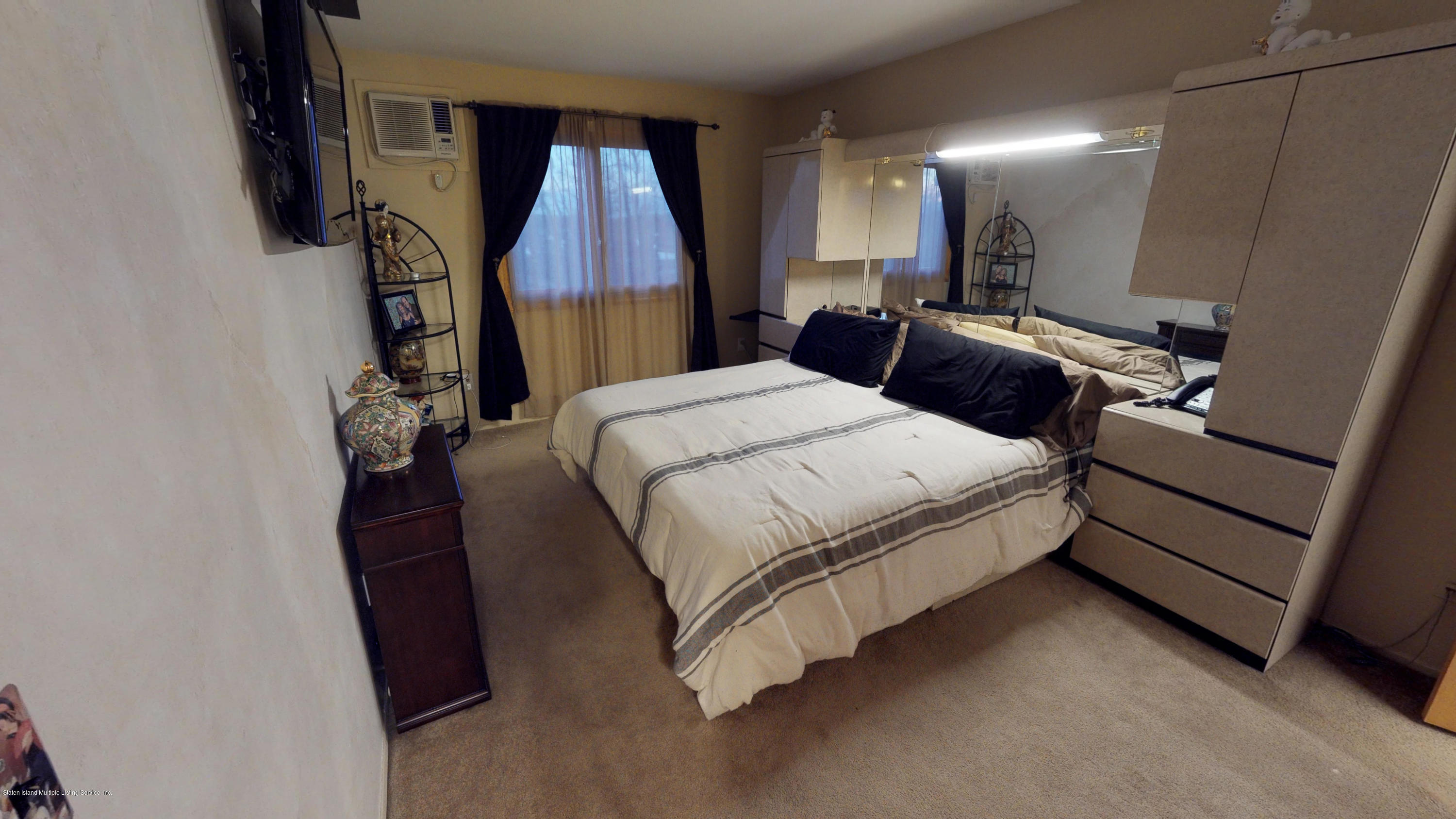 GVR MASTER BEDROOM