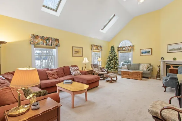 $1,295,000 | 51 Old Field Road, Yarmouth, ME 04096
