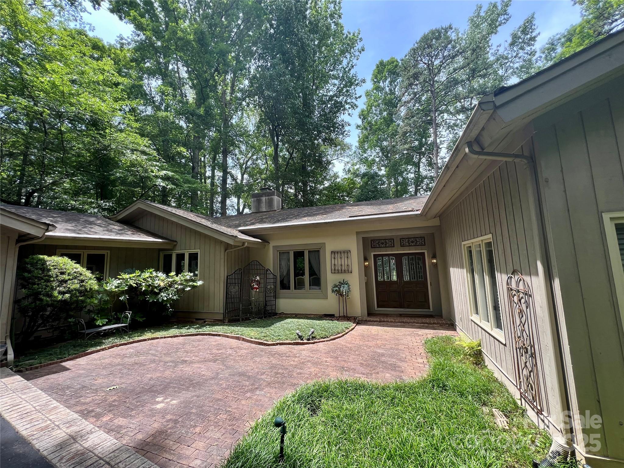 62 Fairway Ridge Clover, SC 29710 - Photo 2 of 2 a view of a house with yard and plants
