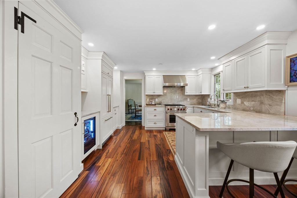 26 Cooke Road Plymouth, MA 02360 - Photo 6 of 42 Gallery Image 6