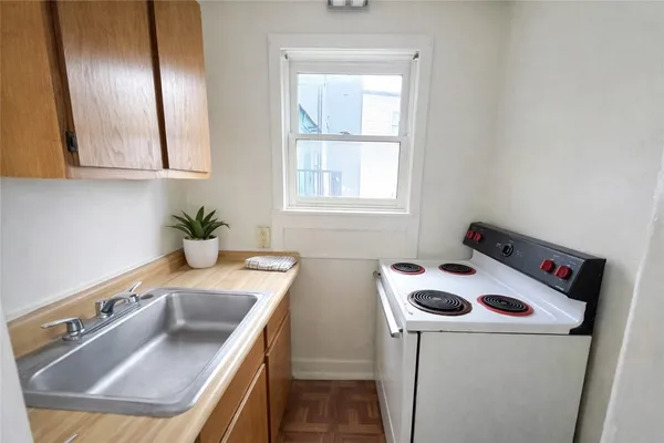 $900 | 110-112 Seneca, Unit 2, Geneva, NY 14456