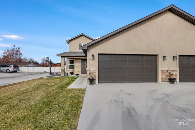 $719,800 | 816 Jack Avenue, Jerome, ID 83338