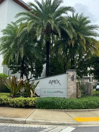 $459,000 | 8031 Northwest 104th Avenue, Unit 32, Doral, FL 33178