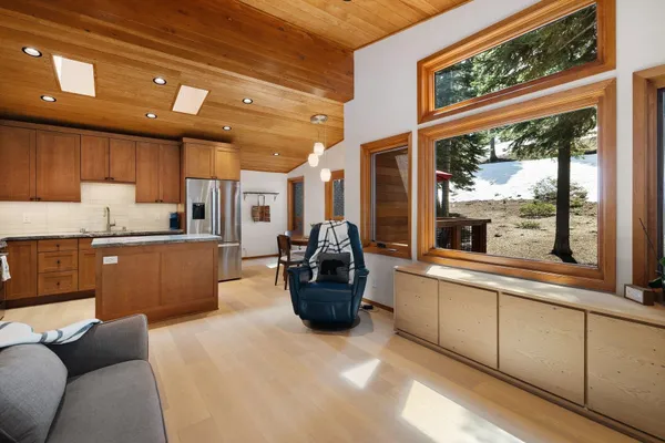 $1,385,000 | 14075 Herringbone Way, Truckee, CA 96161