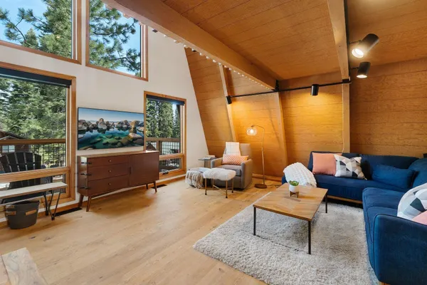 $1,385,000 | 14075 Herringbone Way, Truckee, CA 96161