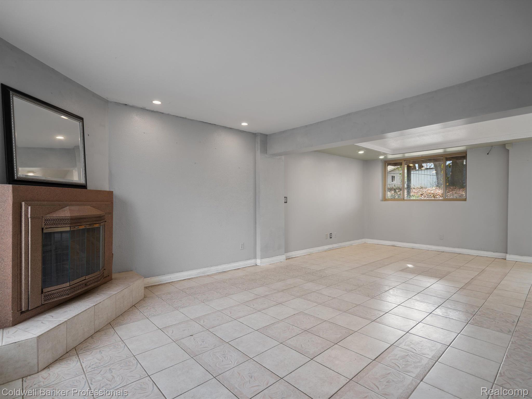 5049 West Harvard Road Clarkston, MI 48348 - Photo 4 of 22 Gallery Image 4