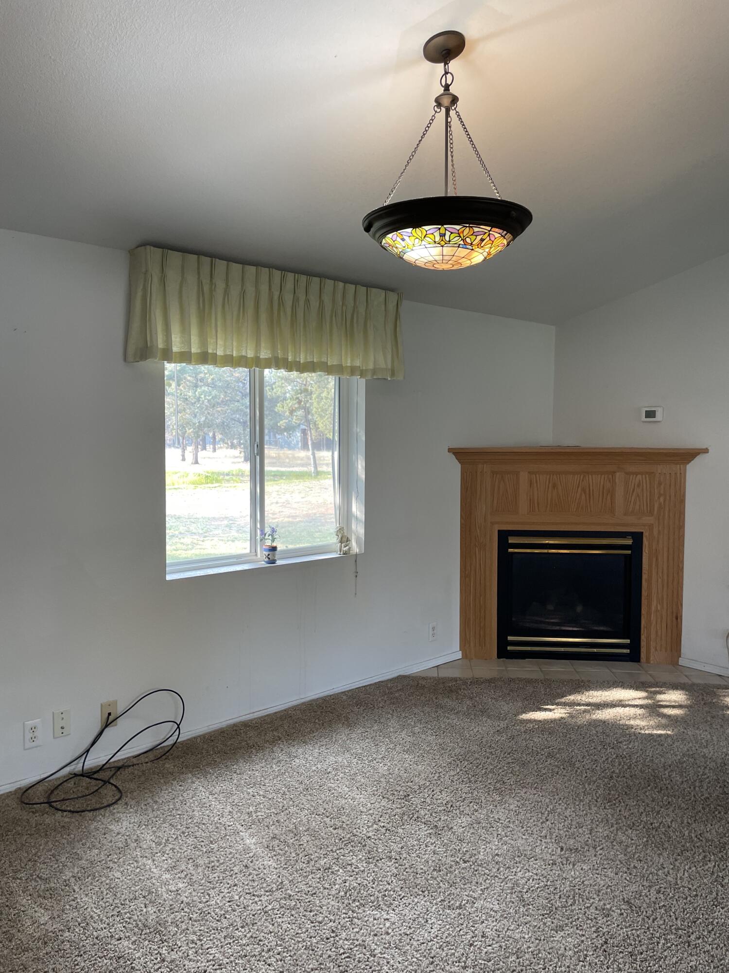 63565 Hughes Road Bend, OR 97701 - Photo 6 of 47 IMG_6747