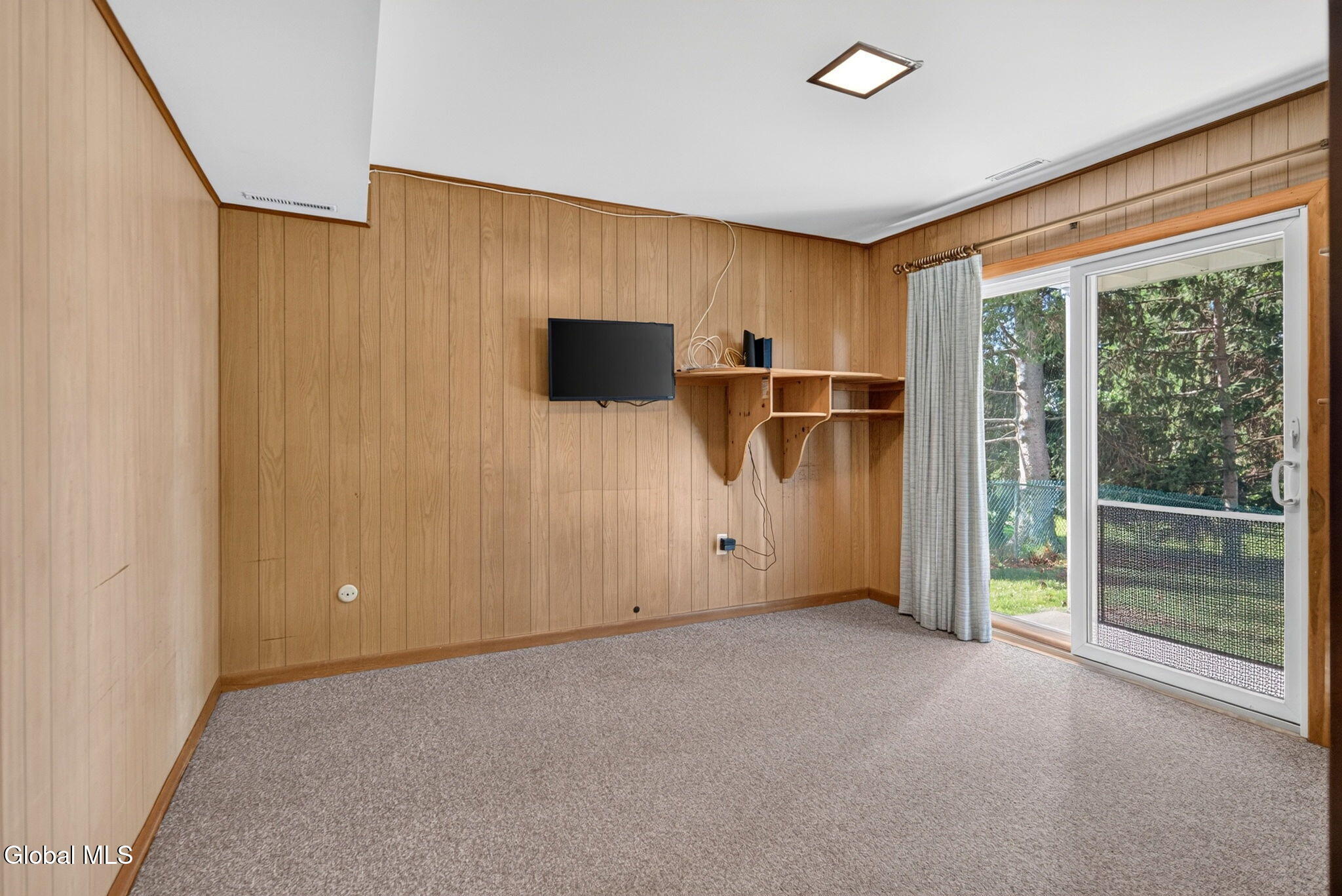 96 Forts Ferry Road Colonie, NY 12110 - Photo 17 of 25 Interior 14