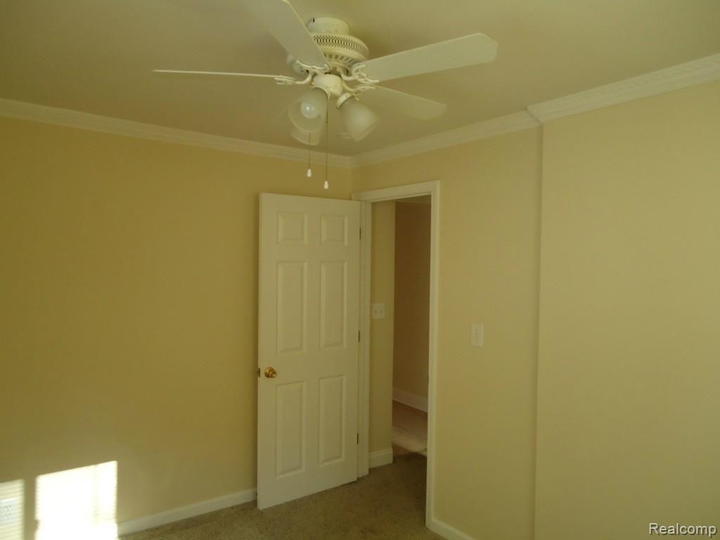 271 Ewell Street Romeo, MI 48065 - Photo 6 of 12 DSC03199.jpg