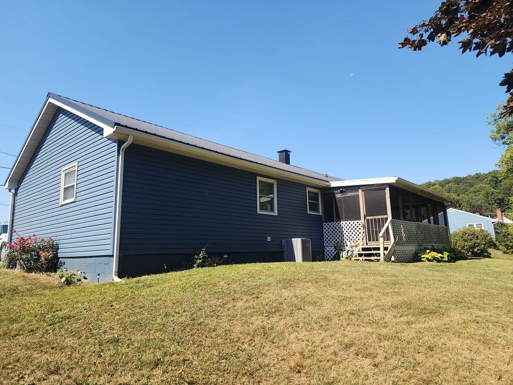 11466 Fairgrounds Road Huntingdon, PA 16652 - Photo 20 of 24 Gallery Image 20