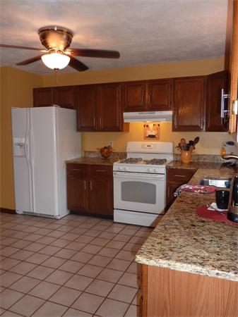 6 Rodeo Circle Billerica, MA 01821 - Photo 5 of 28