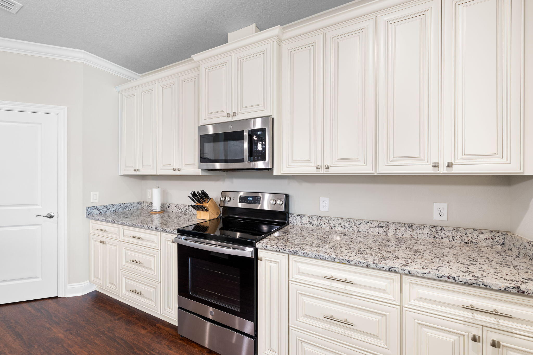 2656 Lincoln Road Navarre, FL 32566 - Photo 16 of 47 16-web-or-mls-2656-lincoln-rd